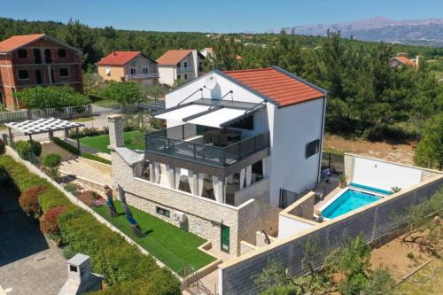 Pridraga Apartment | Apartment Vala, 4*, sea view & private heated pool