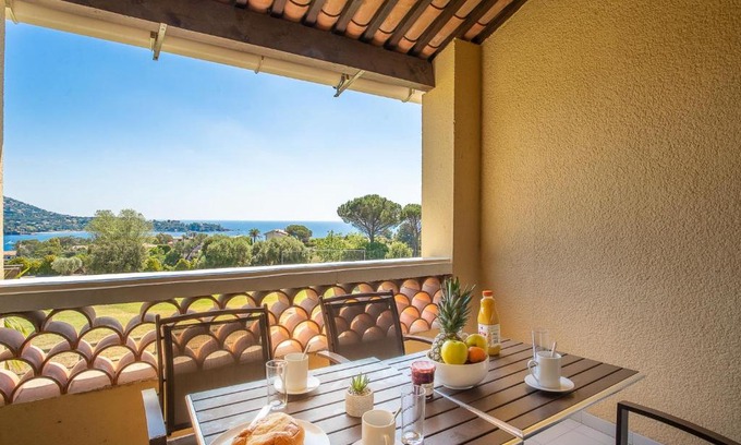 Cap Esterel Apartment | Apartment Village Cap Estérel - Le Belvédère-13 by Interhome