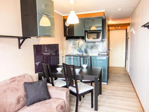 Les Menuires Apartment | Apartment Villaret 604 by Interhome