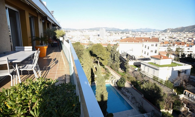 Perier Apartment | Apartment with swimming pool Marseille 8 th