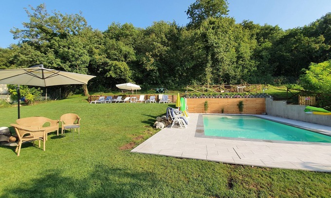 Soiano del Lago Apartment | Apartment with swimming pool and garden