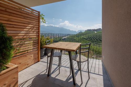 Tassullo Apartment | Apartment with terrace - Monte Ponente