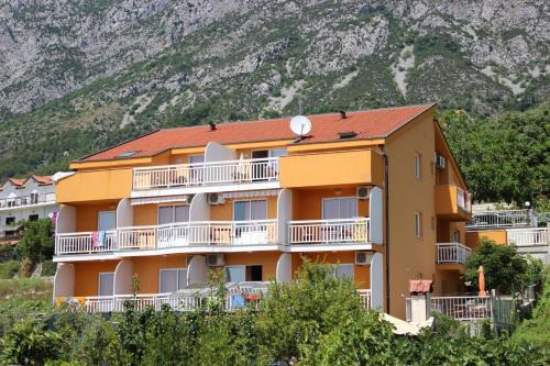 Gradac Apartment | Apartments by the sea Gradac, Makarska - 13681