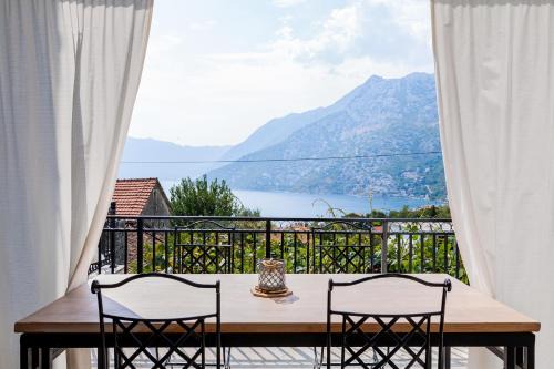 Risan Apartment | Apartments Castello Risano