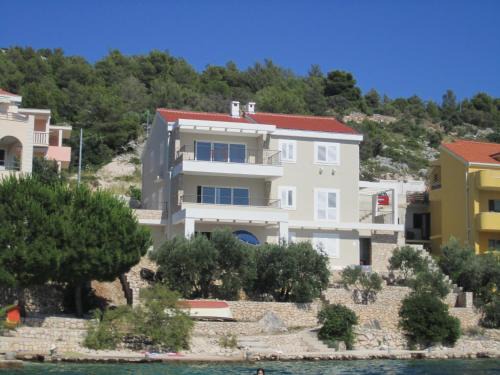 Rogoznica Apartment | Apartments Jela