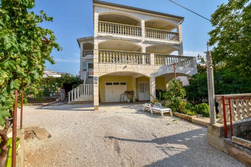 Podglavica Apartment | Apartments JureG