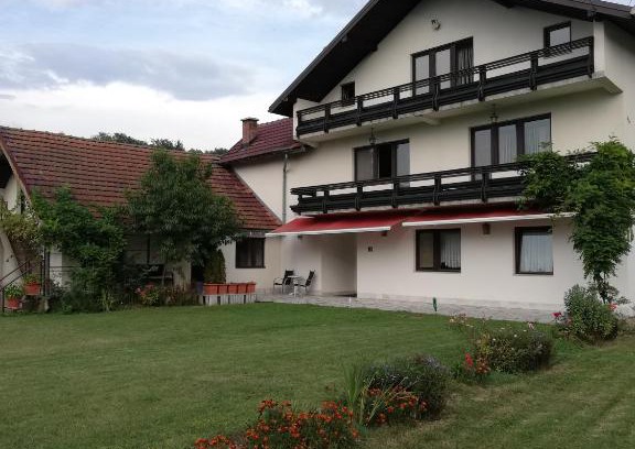 Kiseljak Apartment | Apartments Kenedy