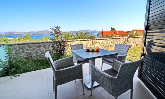 Drace Apartment | Apartments Kula - Two Bedroom Apartment with Terrace and Sea View C4