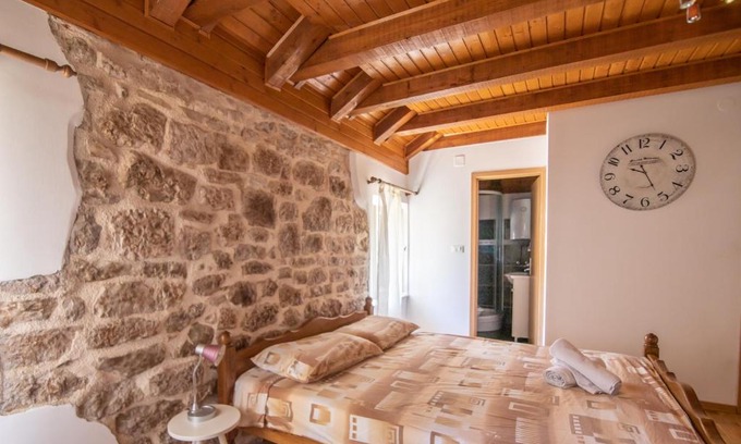 Grad Apartment | Apartments Loriana