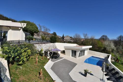 Mihotici Apartment | Apartments Lux with pool