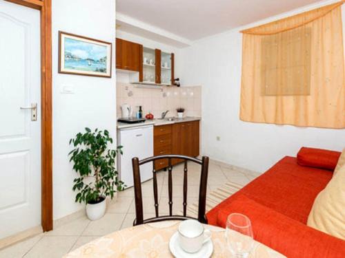 Gornji Kono Apartment | Apartments Nicol - One-Bedroom Apartment with Terrace