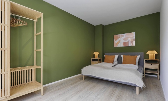 Ochsenfurt Apartment | Apartments on the Main with roof terrace & bicycle garage