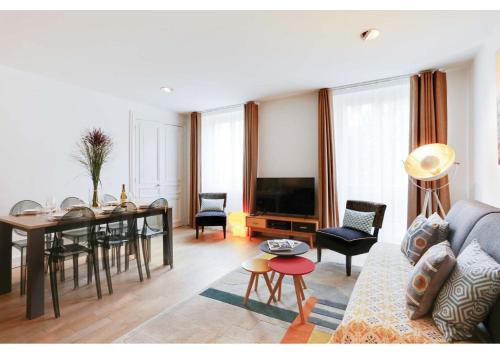 Quartier Sainte-Avoye Apartment | Apartments Paris Centre - At Home Hotel