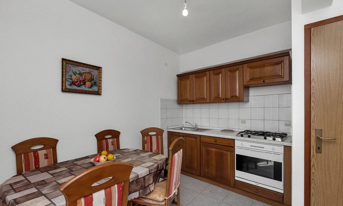 Bogomolje Apartment | Apartments Robinzon Nikola (83741-A2) - Bogomolje
