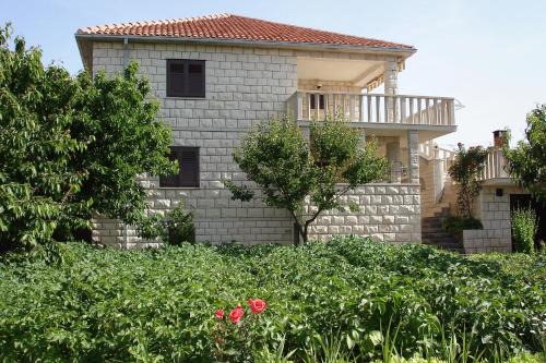 Povlja Apartment | Apartments with a parking space Povlja, Brac - 8628