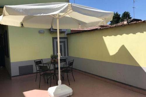 San Leonardo Apartment | Aperitivo in terrazza vicinissimo al centro.