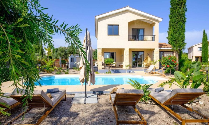 Kouklia Villa | Aphropean Golf Villa by Nomads