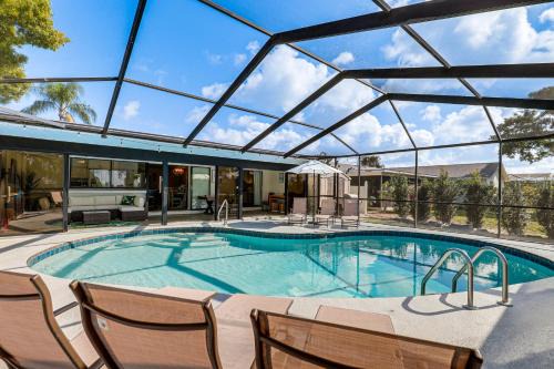 Apollo Beach House | Apollo Beach Oasis Lanai and Heated Pool!