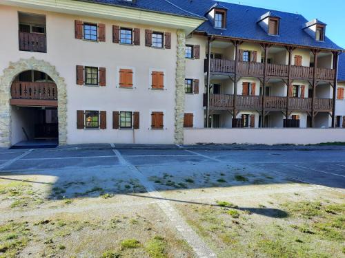 Luz-Saint-Sauveur Apartment | appart 4 pers ,petite terrasse, jardinet