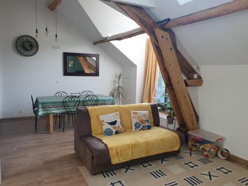 Montevrain Apartment | Appart avec terrasse, AirCon & parking clos
