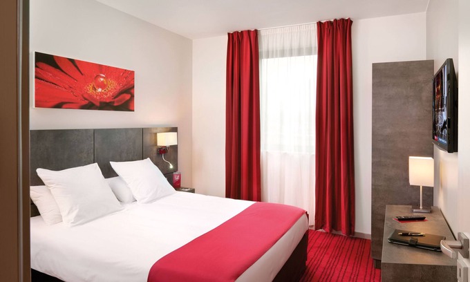 Montbonnot-Saint-Martin Apartment | Appart'City Confort Grenoble Inovallée