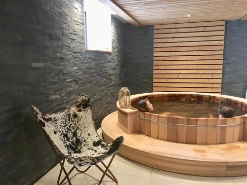 Chamonix City Centre Apartment | Appart'Hotel Aiguille Verte & Spa