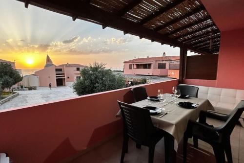 Torre dei Corsari Apartment | Appartamento La Torre
