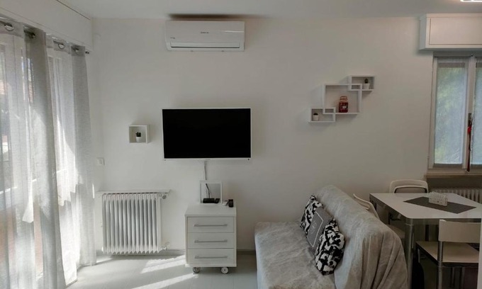 Grado Pineta Apartment | Appartamento Mirabell, FRONTE SPIAGGIA, VISTA MARE CON PARCHEGGIO