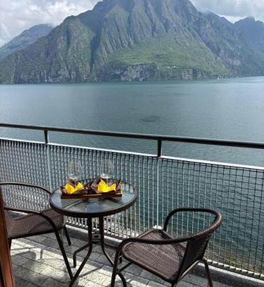 Riva di Solto Apartment | Appartamento vista Lago Riva di Solto