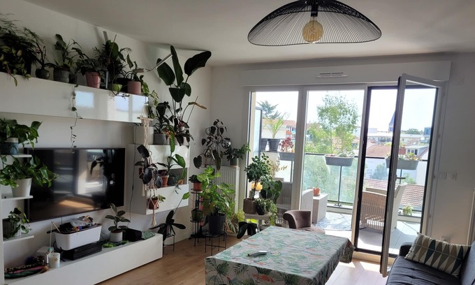 Le Perreux-sur-Marne Apartment | Appartement Bord de Marne 8km de Paris