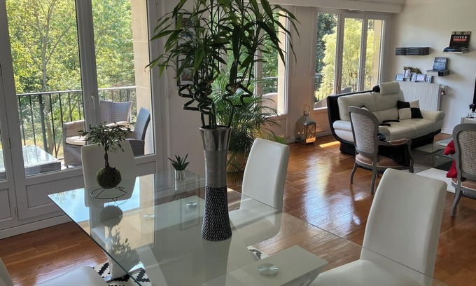 Maisons-Laffitte Apartment | Appartement à 15 Minutes de Paris, à Proximité des Infrastructures Pour les JO