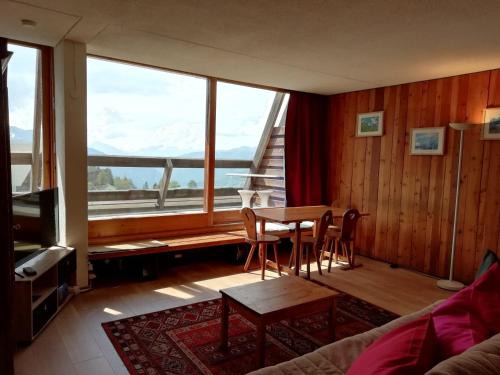 Arc-1600 Apartment | Appartement 2 pièces cabine, 7 pers, Arc 1600, ski aux pieds, proche commerces, balcon sud - FR-1-411-669