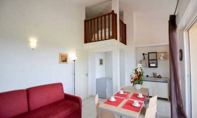 Azille Apartment | Appartement 3 étoiles - Piscine - ccbbbia