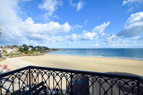 Saint-Lunaire Apartment | Appartement 4 pers vue mer au Grand Hôtel