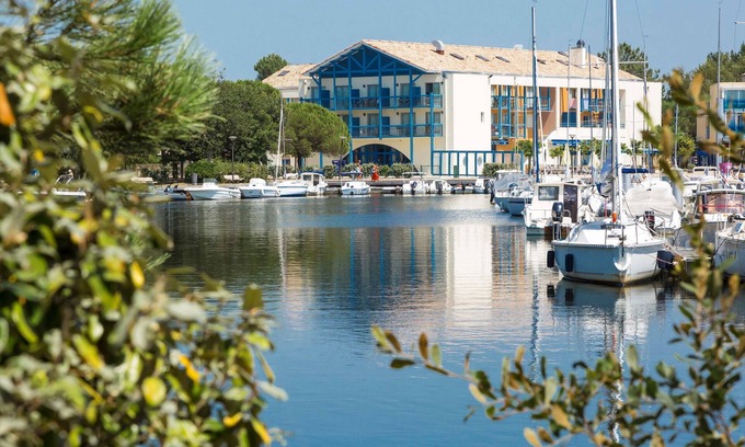 Hourtin Port Condo | Appartement Abordable au Bord du Lac