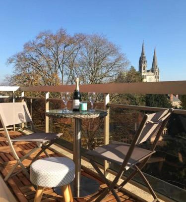 Chartres Apartment | Appartement avec parking et balcon vue Cathédrale