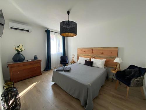 Bastia Apartment | Appartement calme avec terrasse proche du centre ville et de la mer, parking, internet