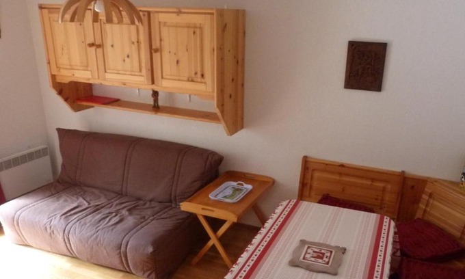 Areches Apartment | Appartement centre, 4 personnes, 1 chambre, 1 coin montagne - VLII48