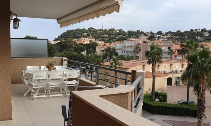 Cavaliere Apartment | Appartement climatisé avec 2 chambres, terrasse et garage à Cavalaire-sur-Mer - FR-1-100-218