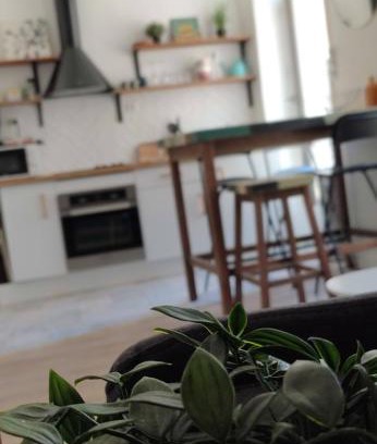 Noailles Apartment | Appartement coquet coeur de ville