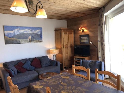 Jeux Apartment | Appartement cosy 3 pièces, 6 pers, pistes et centre à proximité, balcon sud, animaux OK - Huez - FR-1-405-77