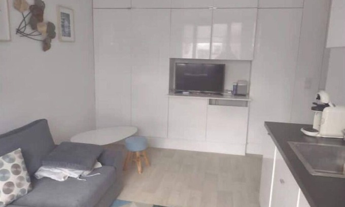 Vanves Apartment | Appartement d une Chambre Pour 2 Personnes