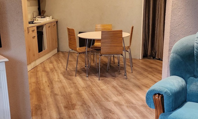 Le Breuil Apartment | Appartement en Bourgogne Avec Piscine