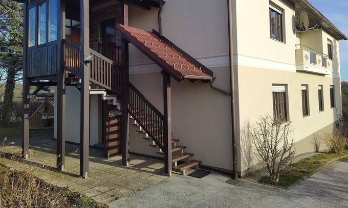 Glatzberg Apartment | Appartement/fewo, Toilette und Bad/dusche Getrennt - Ferienwohnung "raus Aufs Land"