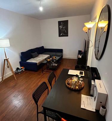 Republique–Point-du-Jour Apartment | Appartement meublé très bien situé