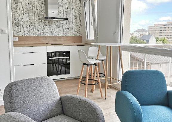 Cherbourg-en-Cotentin Apartment | Appartement lumineux avec balcon et parking