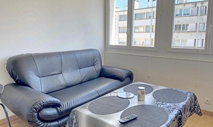 Lorient Apartment | Appartement Lorient, 2 pièces, 2 personnes - FR-1-349-139