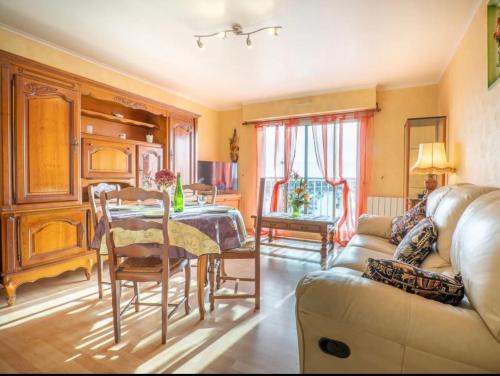 Binic Apartment | Appartement pieds dans leau