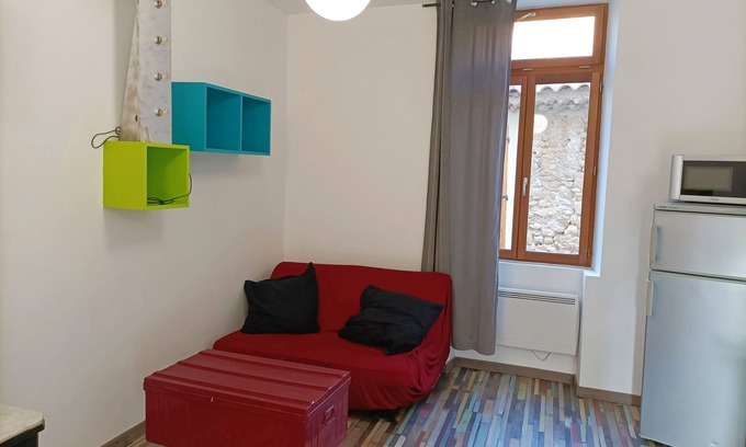 Remoulins Apartment | Appartement Proche Gardon