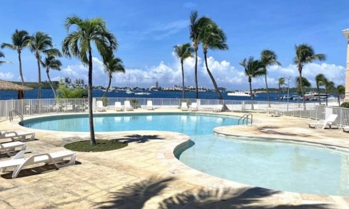 Nettle Bay Apartment | Appartement spacieux au village du flamboyant